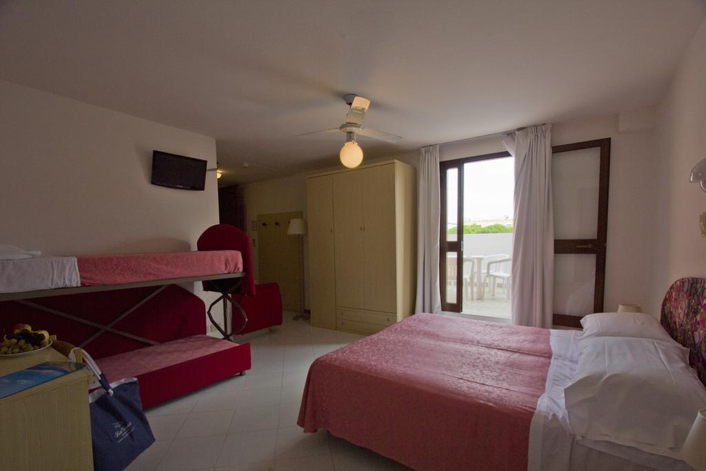 ליגננו סביאדורו Hotel Desiree מראה חיצוני תמונה