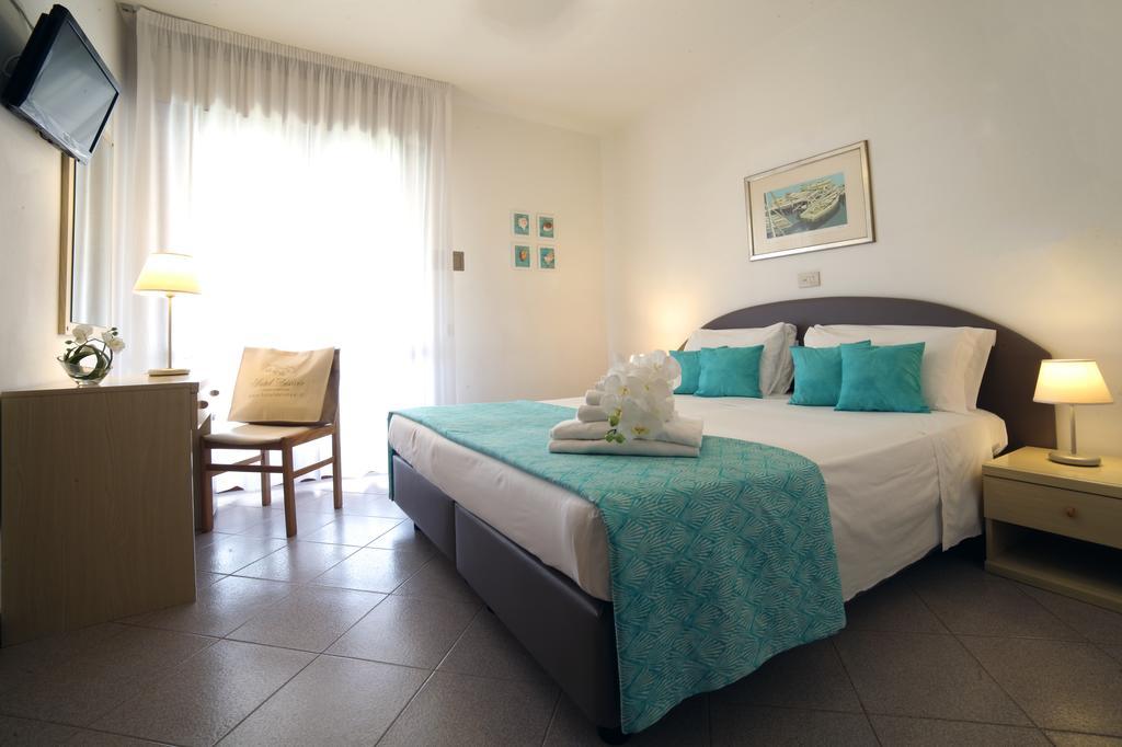ליגננו סביאדורו Hotel Desiree מראה חיצוני תמונה