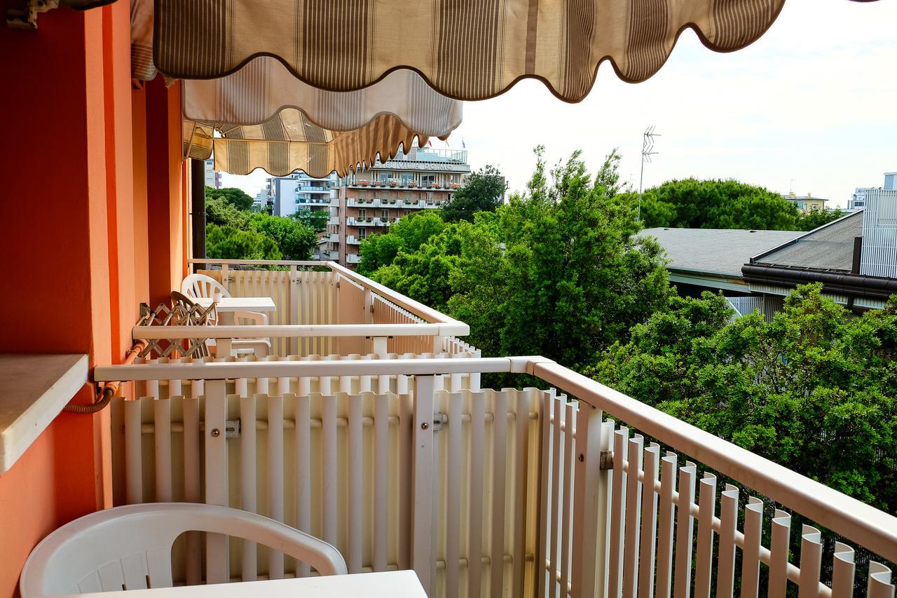 ליגננו סביאדורו Hotel Desiree מראה חיצוני תמונה